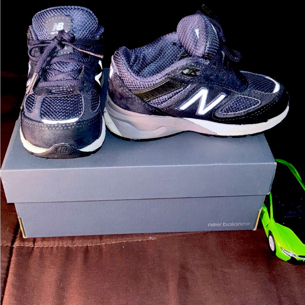 Navy Blue New balance 990 toddler sneaker